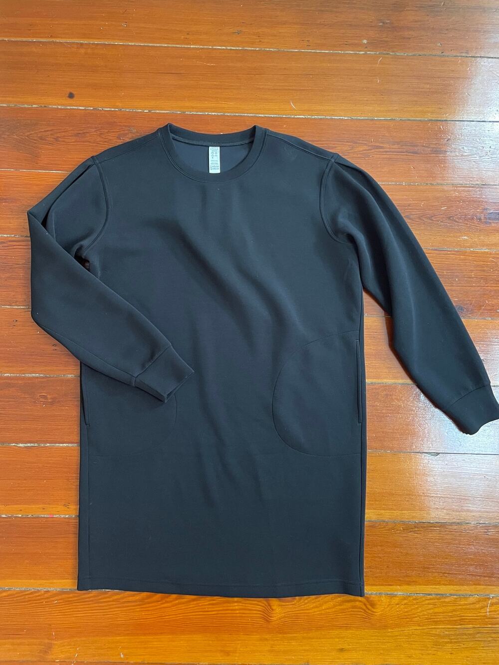 SPANX AirEssentials Crewneck Dress Black Long Sleeve Pockets Size Small